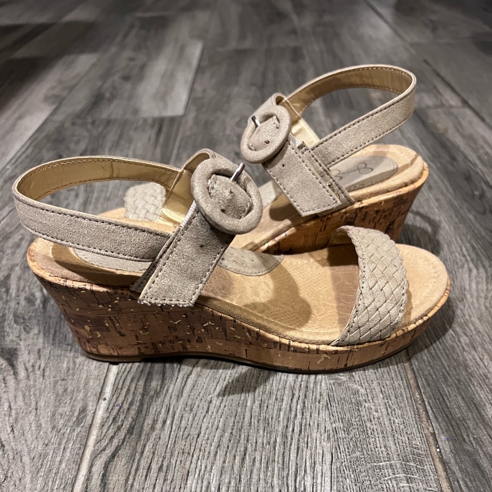 Girls Jessica Simpson wedge sandals